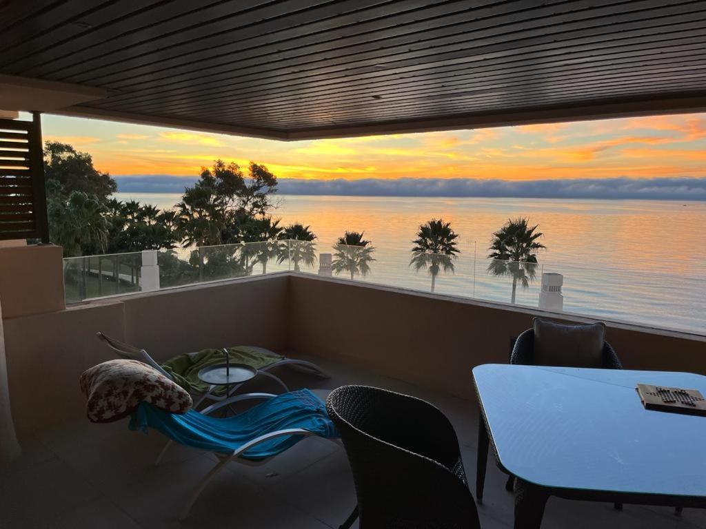 Bahia De La Plata Seafront Estepona Exterior foto